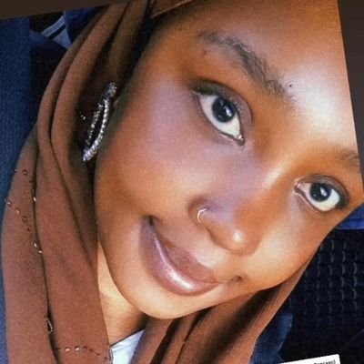 Awesome human. ~Entrepreneur follow @mishis_fashionhub on IG~. Believer~ 🌴
Procurement Officer ~ Designer~ Stylist