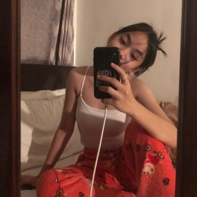 chiezelann's profile picture. 