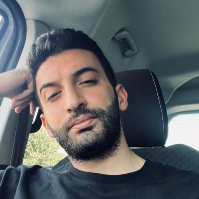 cneytgok's profile picture. melankoli anları dışında neşeli.