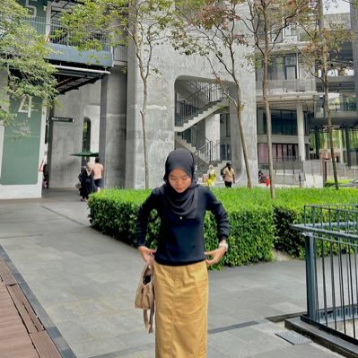 yesmayezyan's profile picture. 🦄