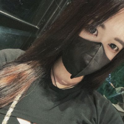 0diRTyl0Iy2214's profile picture. 163/49/24歲/單身 這裏只分享日常 不開私訊 易濕體質🈲禁沒禮貌勿擾🈲禁未成年#賴bes667