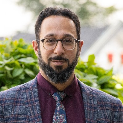 Superstitious atheist, lawyer, for democracy now in Iran ♈ برانداز مطلق