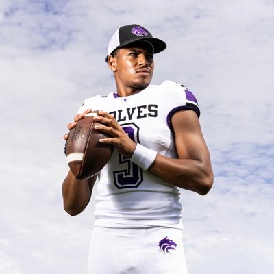 Class of 2026 / QB1 @TCHSFB / Ht: 5’11 / Wt: 180 / 4.4 GPA weighted / 4073943968 / devindicko25@gmail.com /NCAA ID#2508711197/ Dual Enrolled