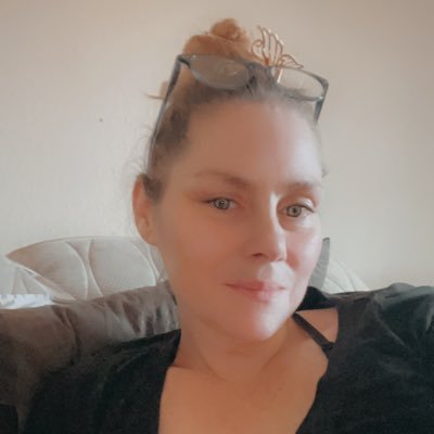 Crypto trader & Investor. Born and raised in the Faroe Islands. I speak 6 languages. Husband has early onset Lewy body dementia, so I try to educate myself.