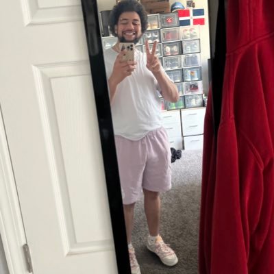 Sac State grad. basketball enthusiast. anime watcher. I’m just here so I won’t get fined.
