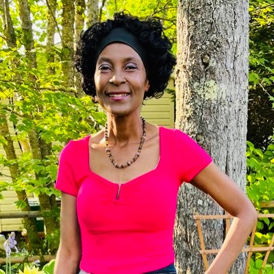 2020 Recipient of an Honorary Doctor of Civil of Law Degree @ukings; Professional Nova Scotia Journalist & Freelance Writer/Editor (currently on medical leave)