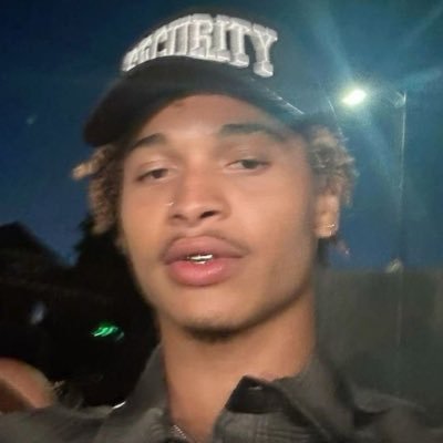 KISPRlVATEJET's profile picture. is this in spanish