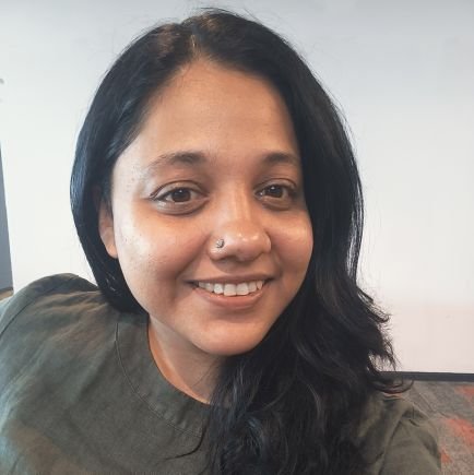 Content marketer| Logophile|Story enthusiast| Former journalist