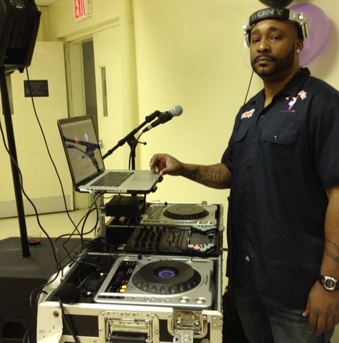 djdsmoove2's profile picture. 