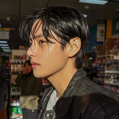 esthetetae's profile picture. 