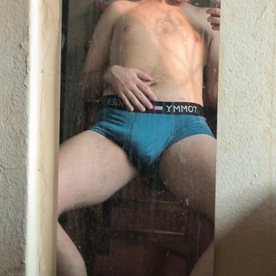 alextheone98's profile picture. 🇵🇾
just having some fun 🔥