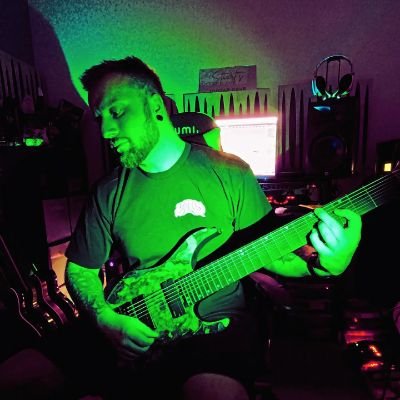 StuartDavey13's profile picture. https://t.co/KhYK4SwRZL