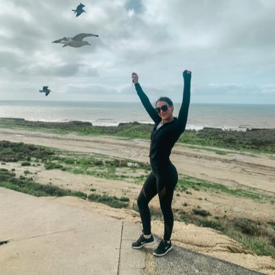 samanthaaemilie's profile picture. ♥️🧶🐱🍷
