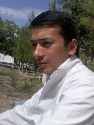 Oybek Ilkhomov