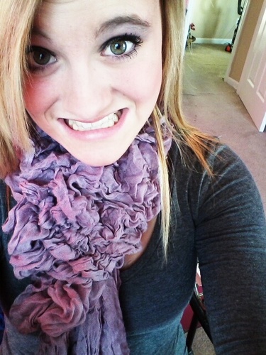 mercer county high school cheerleader ! sophmore , hmu (: TEAMM ALYSSA 3 I love you lyssa!