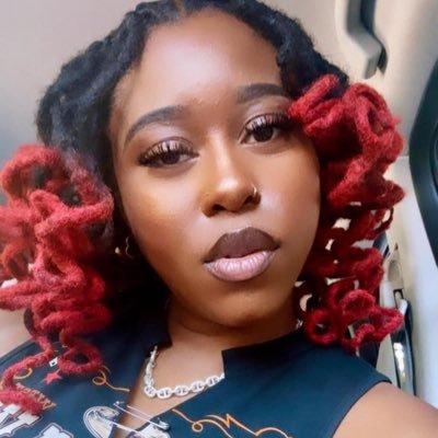 MILF 💕. Coach/Trainer 🏐. Educated 🎓. Scorpio 🦂. Lover 🌈. Traveler ✈️