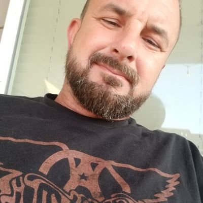 jlawler349981's profile picture. 