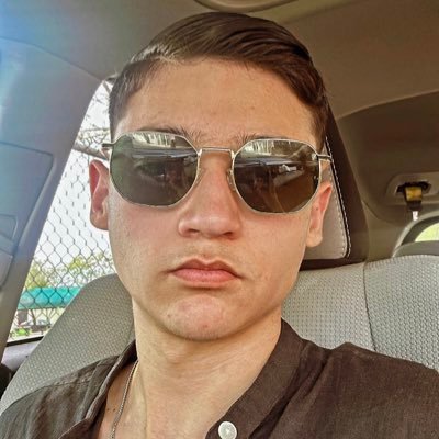 Jair シ Profile