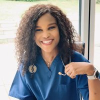 Dr Simi™️ (@simisola10) Twitter profile photo