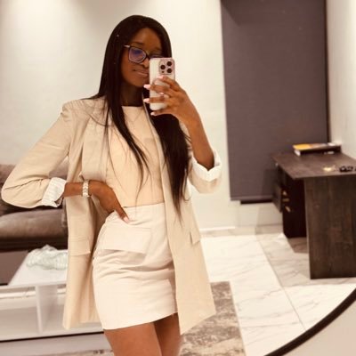 MeamenoSmiley's profile picture. Plant mom |Manchester United | Oasis of Serenity|