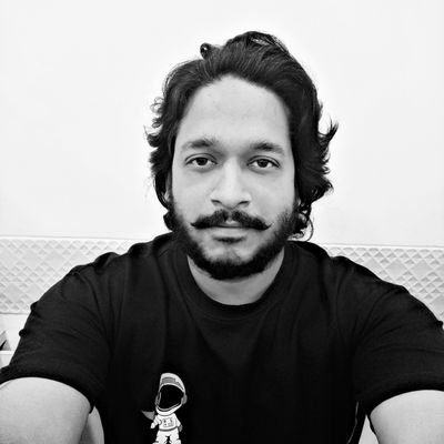 vjay444's profile picture. 