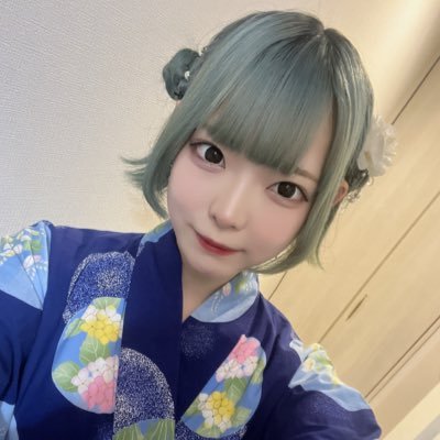 AKB_POMU's profile picture. 