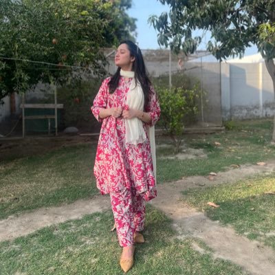 sabeensworld's profile picture. Introvert living in a world full of extroverts