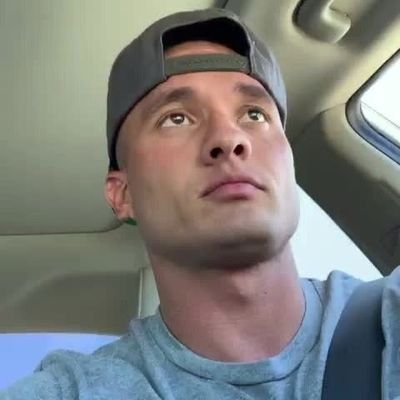 yopeskoke7's profile picture. 