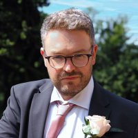 Chris McDonald / Chris Frost 🎄 (@cmacwritescrime) 's Twitter Profile