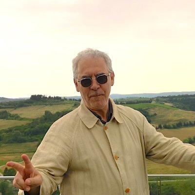 Scrittore. Ha lavorato a Radio24, Il Riformista, L'Espresso, Radio3, Lonely Planet. Ha fondato il Festival del Viaggio. Dirige la collana poesia di @edizioniets