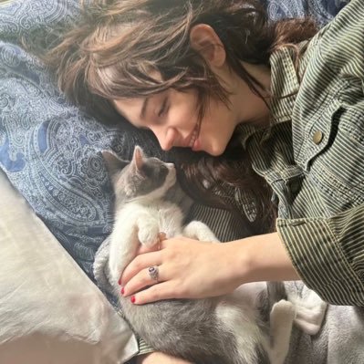 lcnndn's profile picture. she/her (✯◡✯) isfj;leo;so5