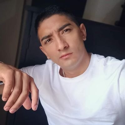 jonathanrd10's profile picture. EL MUNDO CAMBIA CON TU EJEMPLO NO CON TU OPINIÓN....