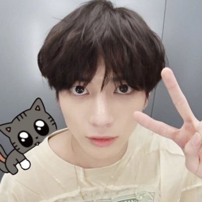 @TXT_members 090722- @BTS_twt 190519 @ITZYofficial 131122 YOONGI 260423 270423