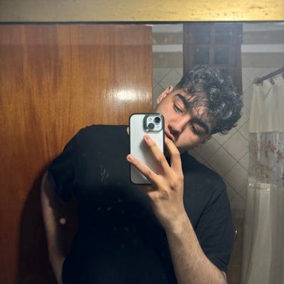 y no metas a tu abuela muerta que nadie le falto el respeto ridícula