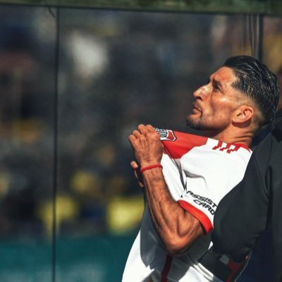 HINCHA DE RIVER . Ortega , Labruna /Messi rock y fútbol. NO TENGO BADOO NI REDES DE CITAS , NI VENDO CONTENIDO !