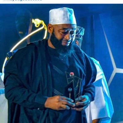 Oladehinde, Oladimeji Olawunmi
Ogun State Governor by 2031.🙏
Creative thinker 😴🤔and writer.✍️✍️
Multipreneur , Political, Economic and social analyst.🗣️🗣️