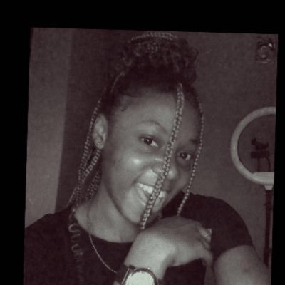 MabelOkeke2's profile picture. Introvert