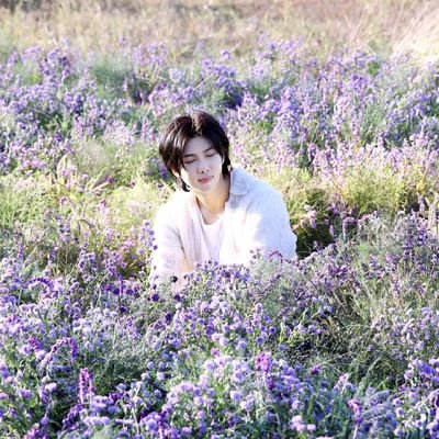 Happiness is not something that you ve to achieve. You still can feel happy during the process of achieving something.
And i found my happiness in BTS !🫰 🫰