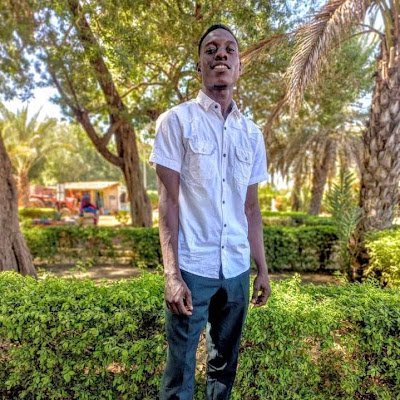 MhmdMjahd91902's profile picture. الخوف لا يمنع من المـ.ـوت و لكنه يمنع من الحياة.....