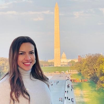 loretrocel's profile picture. Fitness Coach 🇺🇸🇻🇪 Servidora Comunitaria