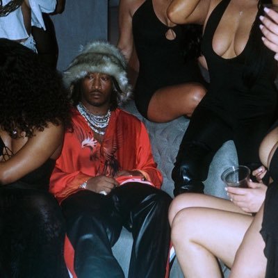 uwanacomtopluto's profile picture. Hard feelings Harder dick