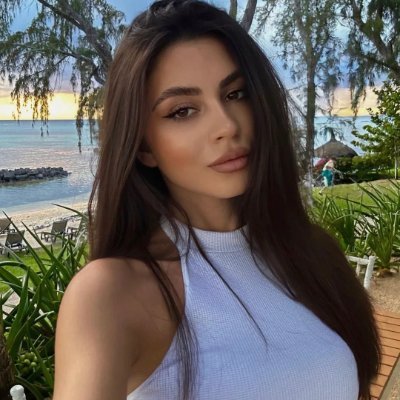 daphne123a's profile picture. I love America. Not only do I like this place, I also like the people here. If I follow you, please follow back!