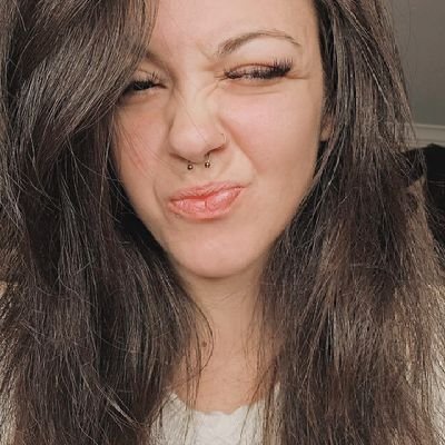 I’m down for legit Video cal sex and Meetup ask for the price baby