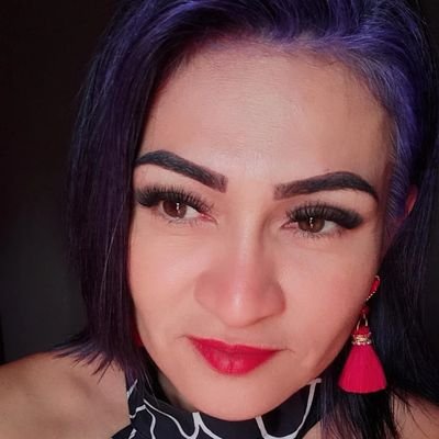 Guerrera de Cristo 🙏 Artesana, militante PSUV en el Municipio Piar, Upata Edo. Bolívar. Chavista, luchadora y leal a sus ideales 🌵Viviremos y Venceremos 💪