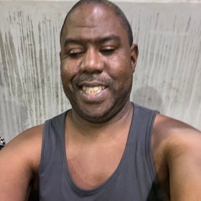 38 yr old vis impaired black boy do not ask me for money or gift cards yiu will get blocked who enjoys travel swimming looking to get a chance in porn