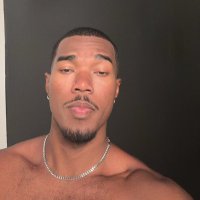 j (@_jmflores) 's Twitter Profile