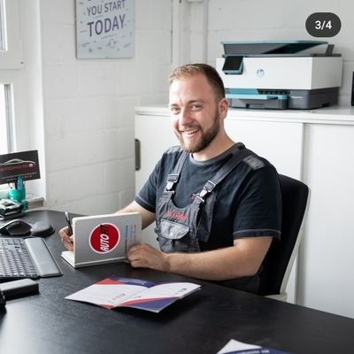 MichelLiechti's profile picture. Geschäftsführer | Begeistert von Menschen, Ideen & Momenten mit Tiefgang | Wandert, denkt & teilt Perspektiven