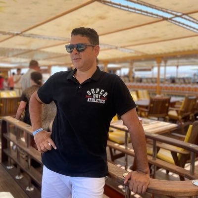 massarawy79's profile picture. Whoever does not seek to achieve his dreams has no future. 👍👍👍 My God be forgiven.