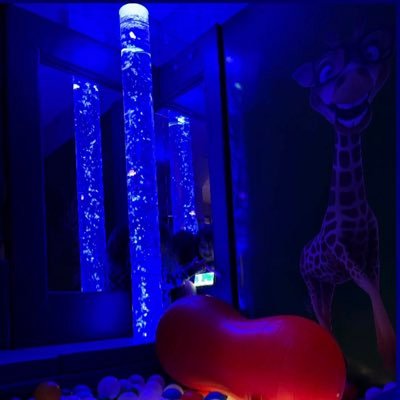 b_sharlott's profile picture. fascist scum off our streets