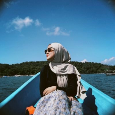 summer_dreamm's profile picture. Got trust issues. Cause people got lying issues